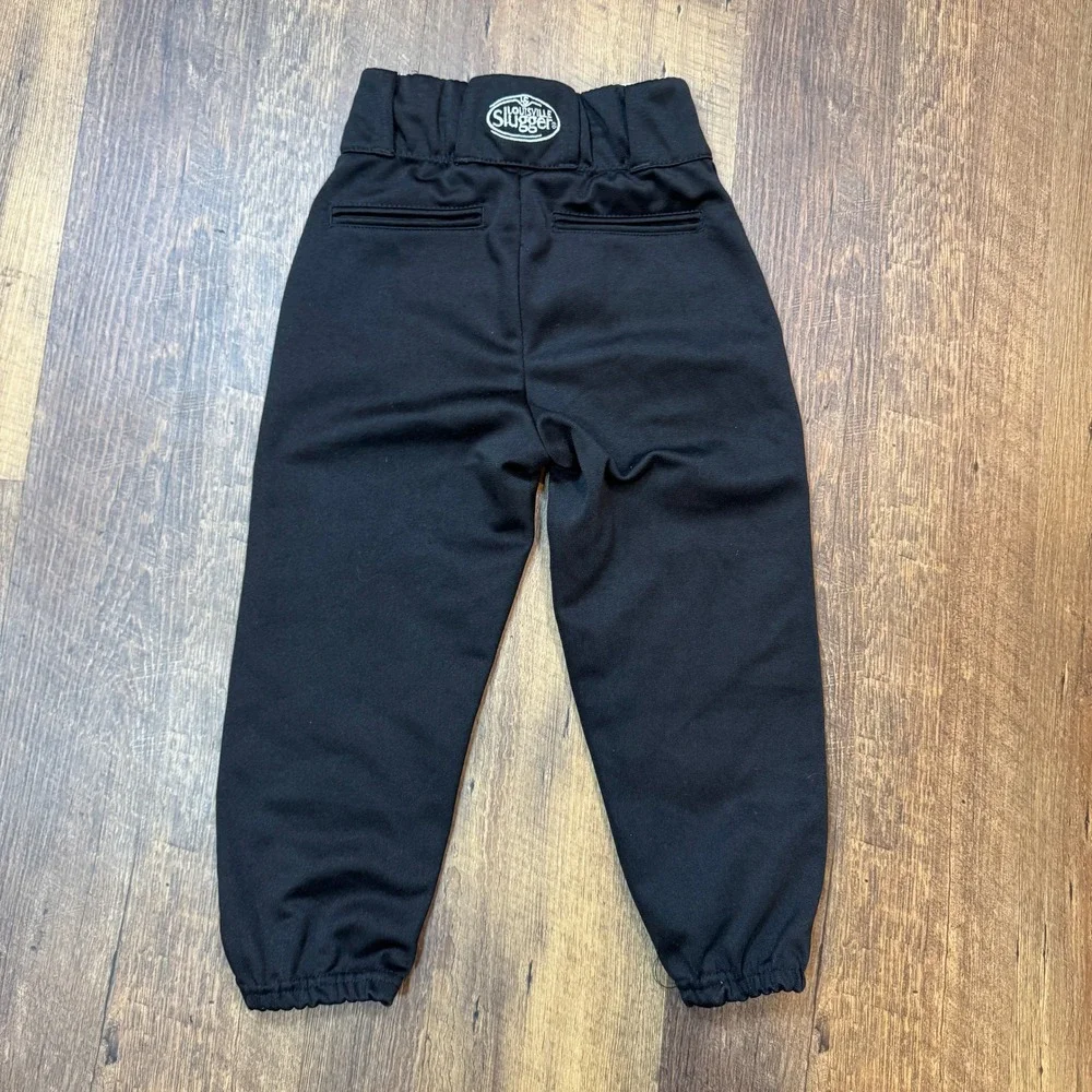 Louisville Slugger durable black